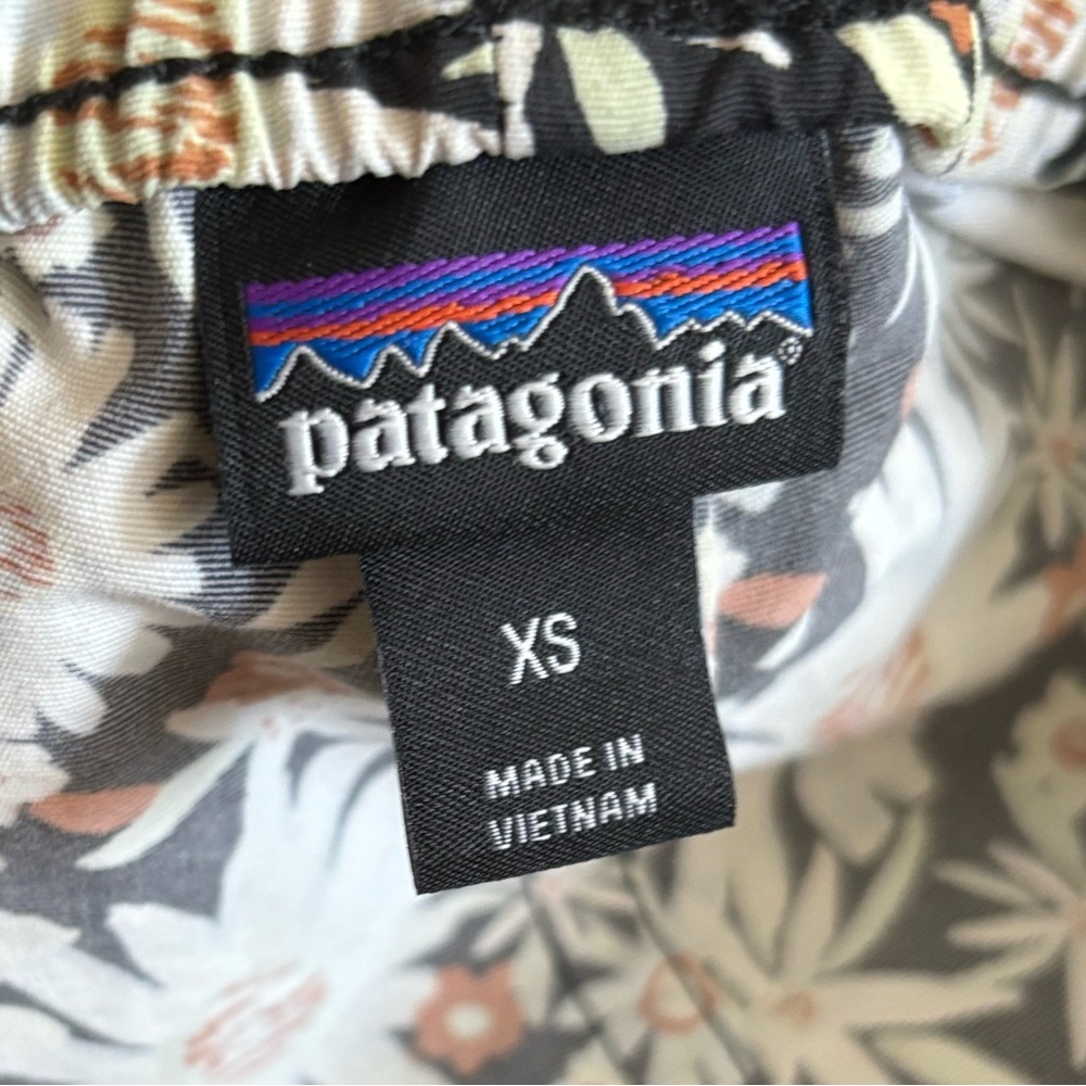 Patagonia Barely Baggies Shorts